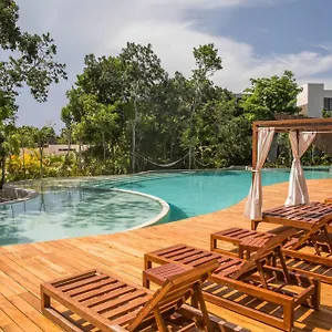 https://ophelia-tulum.allrivieramayahotels.com